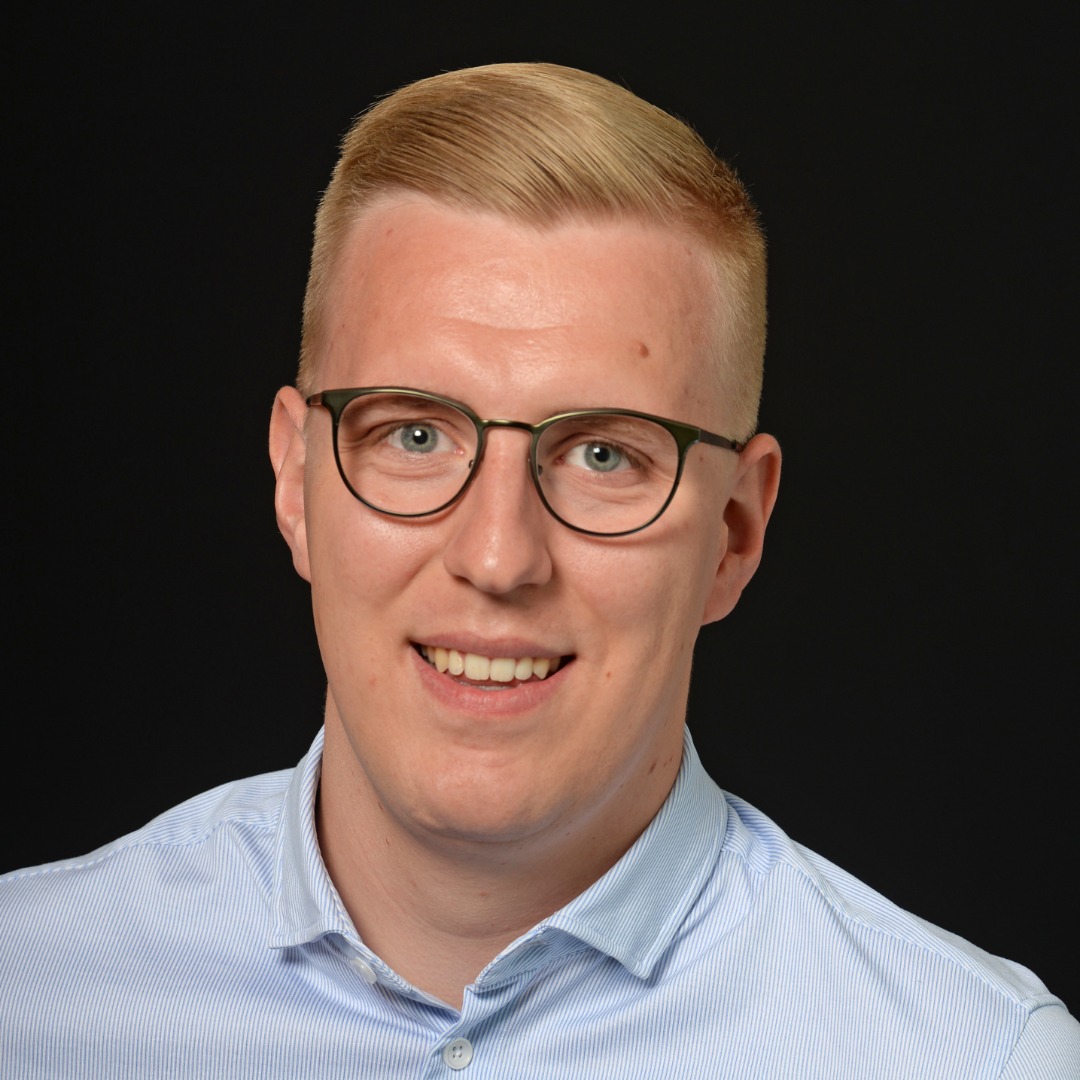 KHT - Simon - 20-01.jpg - kv.jpg